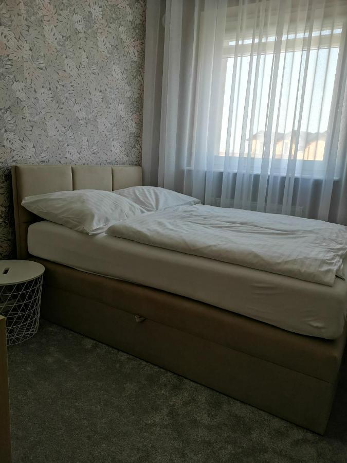 Bryant - & Homestay Wladyslawowo